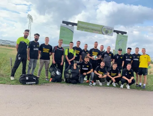 Mannschaftsausflug der Ersten zum Fußball Golf